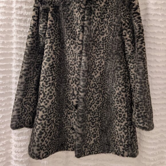 Fab Faux Fur Coat! - Picture 3 of 10